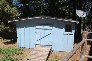 350 Hamilton Ave, Cave Junction, OR 97523 - Photo 31