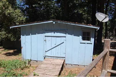 350 Hamilton Avenue, Cave Junction, OR 97523 - Photo 23