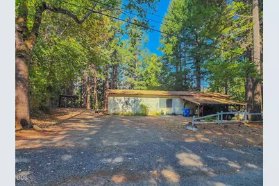 350 Hamilton Avenue, Cave Junction, OR 97523 - Photo 1