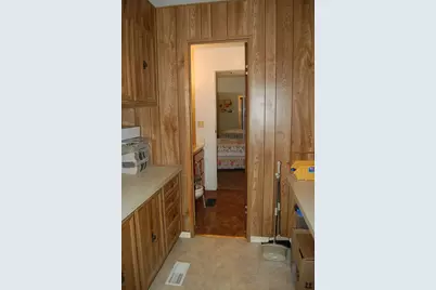 350 Hamilton Avenue, Cave Junction, OR 97523 - Photo 15