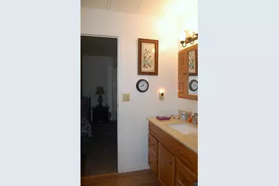 350 Hamilton Avenue, Cave Junction, OR 97523 - Photo 17