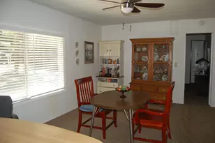 350 Hamilton Ave, Cave Junction, OR 97523 - Photo 11