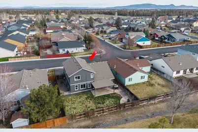 2545 NE 7th Lane, Redmond, OR 97756 - Photo 43