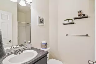 3728 SW Reindeer Ave, Redmond, OR 97756 - Photo 19