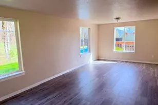 7774 Riverbanks Rd, Grants Pass, OR 97527 - Photo 9