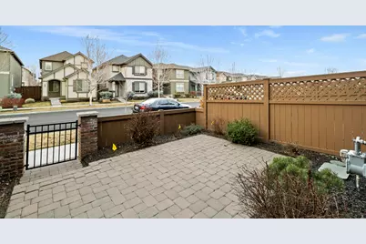 20779 Boulderfield Avenue, Bend, OR 97701 - Photo 3