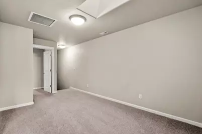 20779 Boulderfield Avenue, Bend, OR 97701 - Photo 11