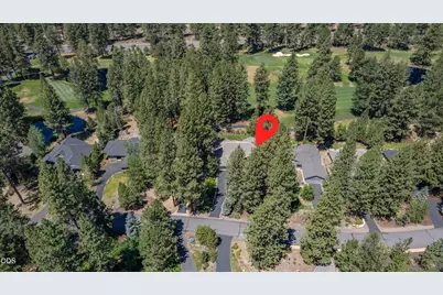 60749 Golf Village Loop, Bend, OR 97702 - Photo 15
