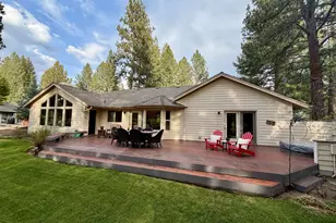 60749 Golf Village Loop, Bend, OR 97702 - Photo 15
