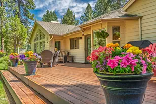 60749 Golf Village Loop, Bend, OR 97702 - Photo 9