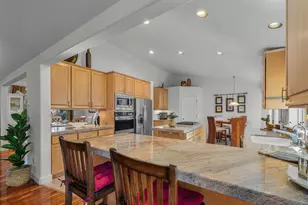 60749 Golf Village Loop, Bend, OR 97702 - Photo 21