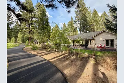 60749 Golf Village Loop, Bend, OR 97702 - Photo 3