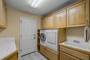 60749 Golf Village Loop, Bend, OR 97702 - Photo 41