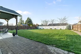 1043 Arrowhead Trail, Eagle Point, OR 97524 - Photo 25
