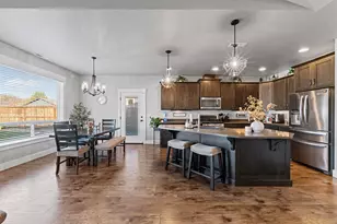 1043 Arrowhead Trail, Eagle Point, OR 97524 - Photo 7