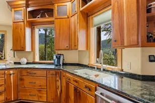 211 Shorthorn Gulch Rd, Grants Pass, OR 97526 - Photo 11