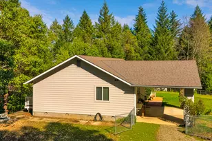 35255 Redwood Hwy, O'Brien, OR 97534 - Photo 11