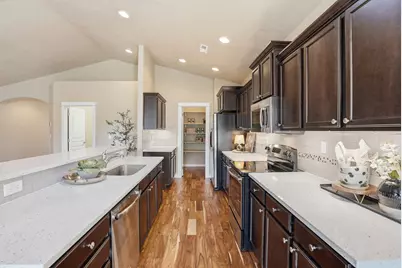 1255 W McKinney Butte Road #E, Sisters, OR 97759 - Photo 15