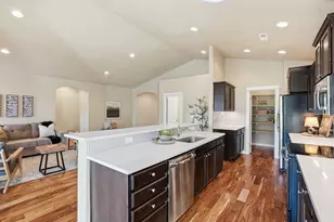 1255 W McKinney Butte Rd, Sisters, OR 97759 - Photo 3