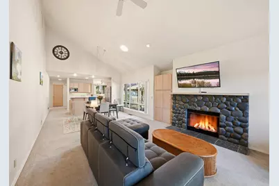 3076 NW Clubhouse Drive, Bend, OR 97703 - Photo 9