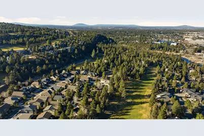 3076 NW Clubhouse Drive, Bend, OR 97703 - Photo 65