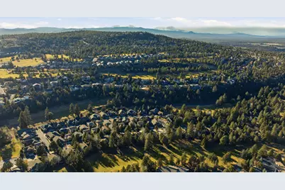 3076 NW Clubhouse Drive, Bend, OR 97703 - Photo 61