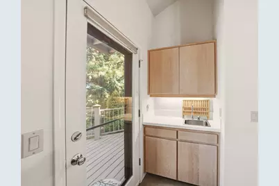 3076 NW Clubhouse Drive, Bend, OR 97703 - Photo 29