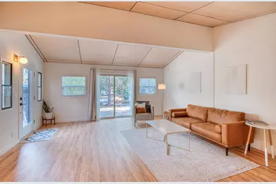 1033 SE Laurelwood Place, Bend, OR 97702 - Photo 15