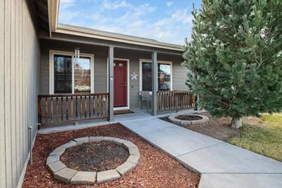 210 NW 27th Court, Redmond, OR 97756 - Photo 3