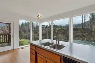 33910 Railroad Ave, Gates, OR 97346 - Photo 29