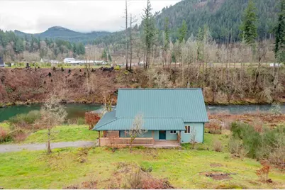 33910 Railroad Avenue, Gates, OR 97346 - Photo 5