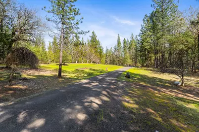 313 Eagle Ridge Drive, Grants Pass, OR 97526 - Photo 57