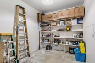 313 Eagle Ridge Dr, Grants Pass, OR 97526 - Photo 37