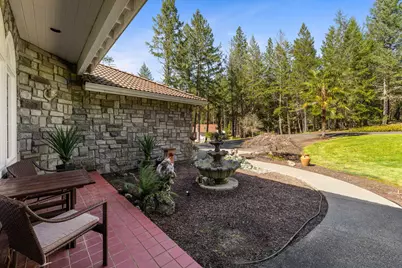 313 Eagle Ridge Drive, Grants Pass, OR 97526 - Photo 55
