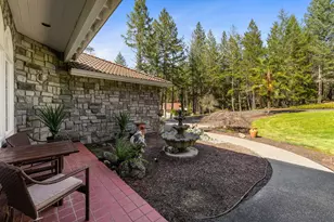 313 Eagle Ridge Dr, Grants Pass, OR 97526 - Photo 55