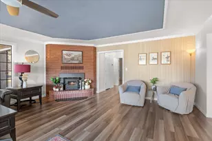 1088 E Park St, Grants Pass, OR 97527 - Photo 17