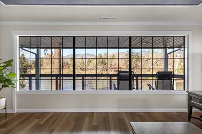 1088 E Park Street, Grants Pass, OR 97527 - Photo 15