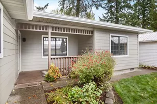 1088 E Park St, Grants Pass, OR 97527 - Photo 9