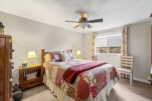 2213 Westfall Cir, Medford, OR 97504 - Photo 21