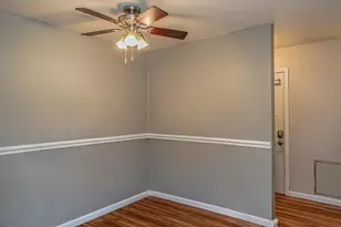 1201 Leland St, Medford, OR 97501 - Photo 3