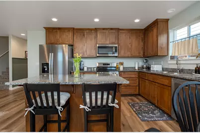 1153 Annalise Street, Central Point, OR 97502 - Photo 7