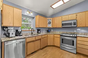 1100 Riverbanks Rd, Grants Pass, OR 97527 - Photo 17