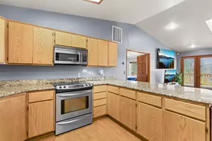 1100 Riverbanks Rd, Grants Pass, OR 97527 - Photo 19