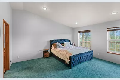 1100 Riverbanks Road, Grants Pass, OR 97527 - Photo 21