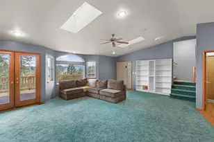 1100 Riverbanks Rd, Grants Pass, OR 97527 - Photo 11