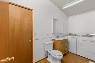 1100 Riverbanks Rd, Grants Pass, OR 97527 - Photo 15