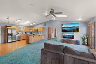 1100 Riverbanks Rd, Grants Pass, OR 97527 - Photo 9
