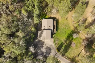 1100 Riverbanks Rd, Grants Pass, OR 97527 - Photo 31
