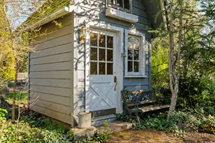 1352 E Park St, Grants Pass, OR 97527 - Photo 41