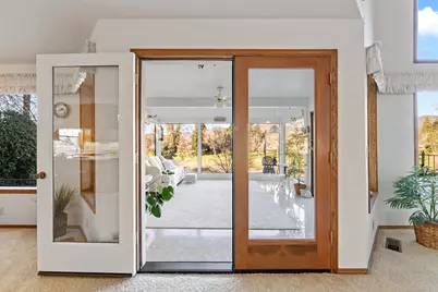 1352 E Park Street, Grants Pass, OR 97527 - Photo 17